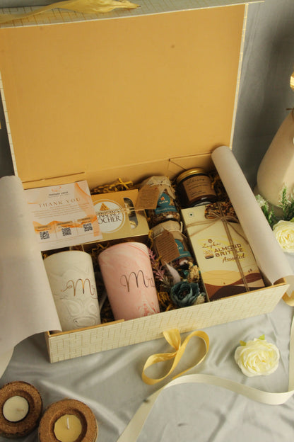 Pearl Anniversary Box